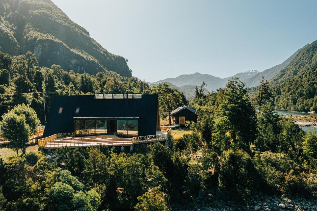 Отель Tawa Refugio Del Puelo Puelo River Экстерьер фото